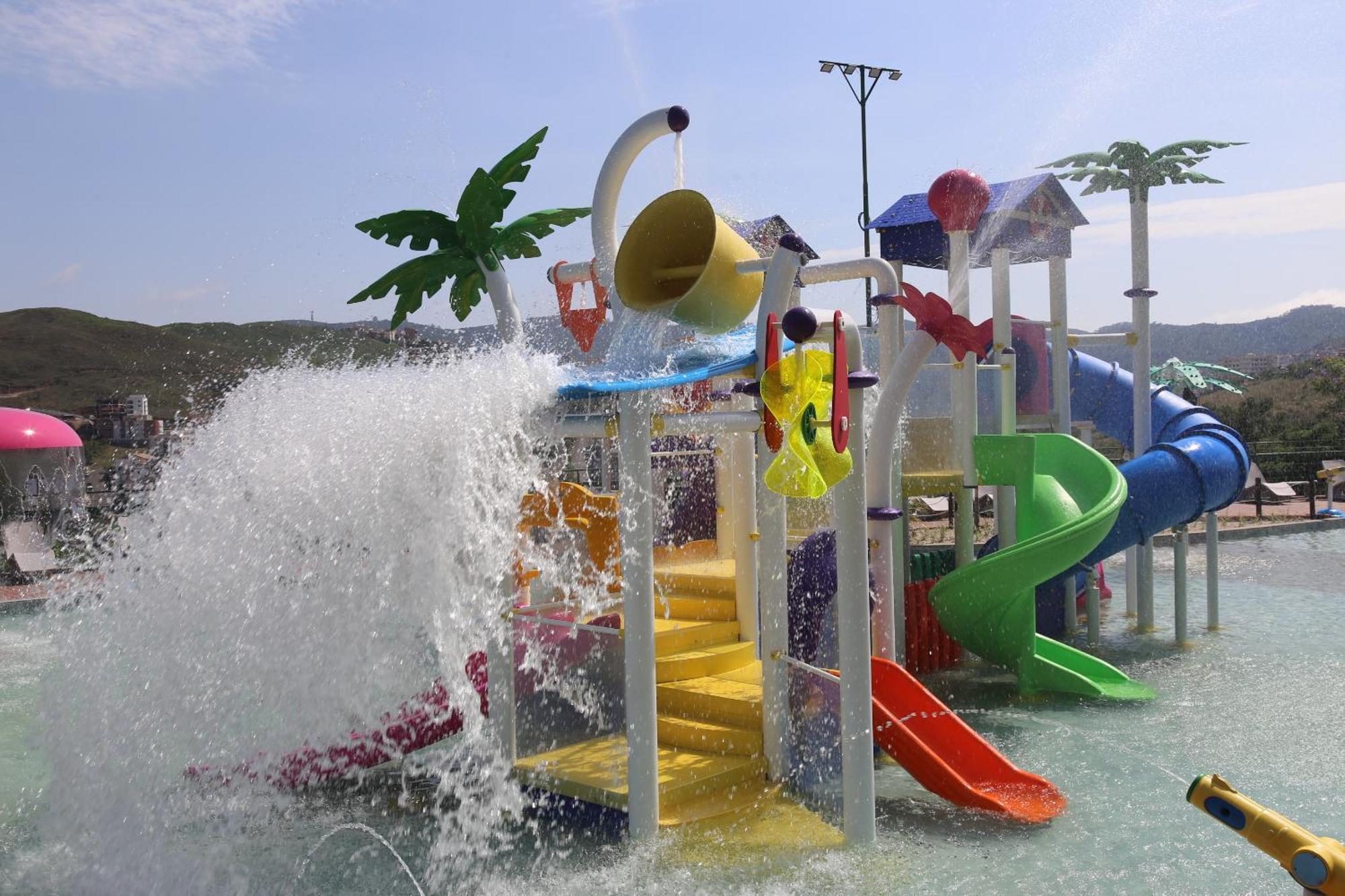 Golden Park All Inclusive Poços de Caldas Extérieur photo Splash Island