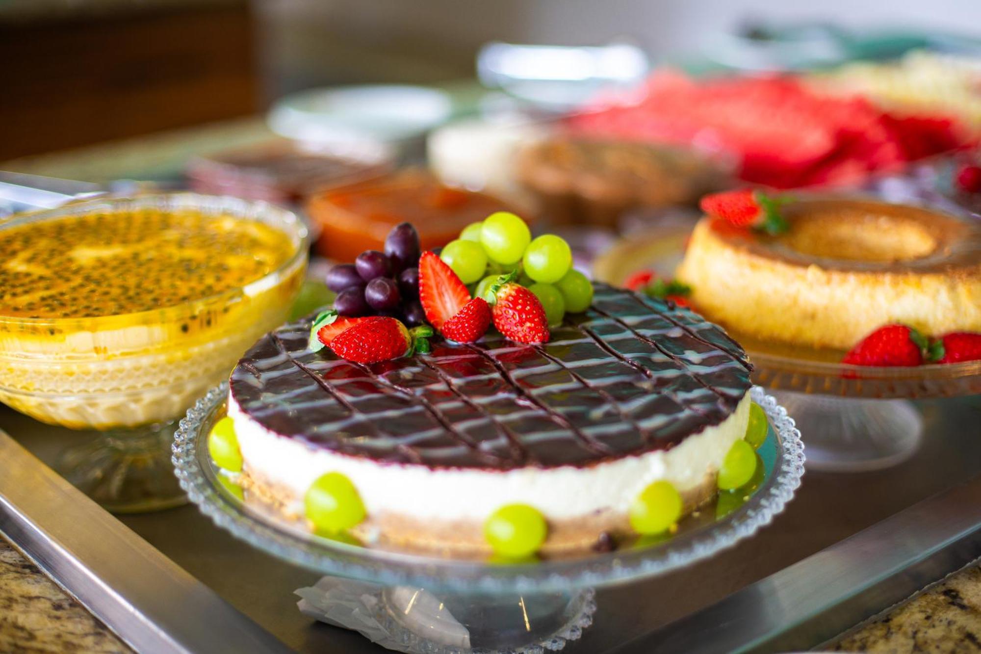 Golden Park All Inclusive Poços de Caldas Extérieur photo A fruit tart
