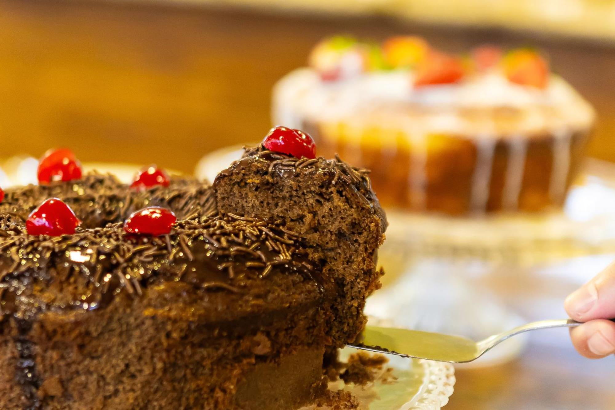 Golden Park All Inclusive Poços de Caldas Extérieur photo Black Forest cake