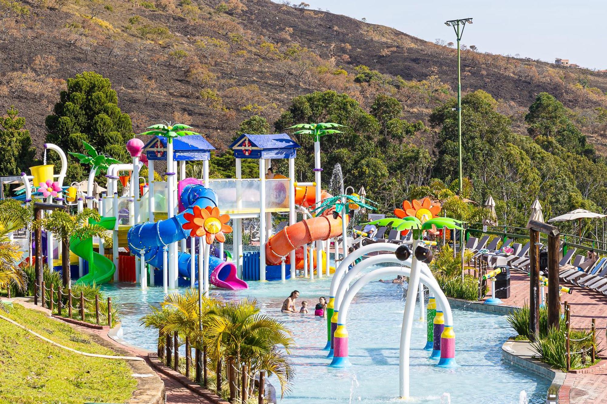 Golden Park All Inclusive Poços de Caldas Extérieur photo Splash Island